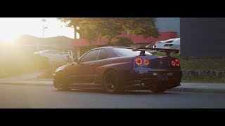 Detailing a Midnight Purple III Fine Spec R34 GTR Vspec 2  4K [upl. by Atinev]