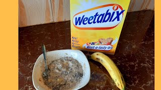 WEETABIX FOR BREAKFAST RECIPEhow to prepare weetabix for kidsBaby foods [upl. by Enneiluj127]