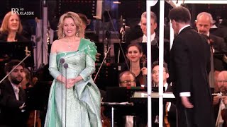 Renée Fleming sings “Marietta’s Lied” from Erick Korngold’s Die Tote Stadt [upl. by Philippa]