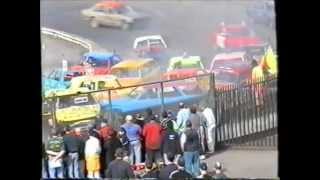 Ringwood Bangers £5000 Southern open 1999 Banger racing [upl. by Martsen778]