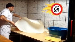 Kako se pravi burek za 90 sekundi  How to make Burek  Najbrži burekdžija [upl. by Ycniuqal214]