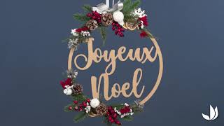 DIY Noël  couronne fleurs séchées quotJoyeux Noëlquot  Truffaut [upl. by Juakn]