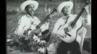 Los Compadres en su versión original Compay Segundo y Lorenzo Hierrezuelo [upl. by Leseil]