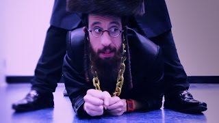 quotShake It Offquot Jewish Parody  IM TAKING OFF [upl. by Reyaht]