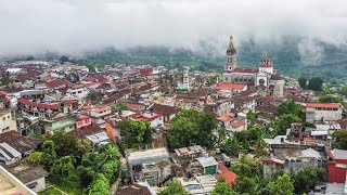 ¿Es este el Pueblo Mágico MÁS BONITO de México 🇲🇽  Cuetzalan en la sierra norte de Puebla 🌿☕🦶🏻 [upl. by Hofstetter]