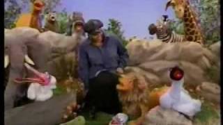 Jill Scott on Sesame Street  quotWe Are All Earthlingsquot [upl. by Sibley]