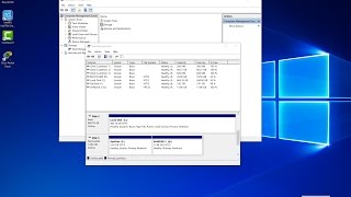 How To Partition USB Drives In Windows 10 Using Disk Management [upl. by Ihcur]