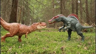 Spinosaurus and TRex Comparison Jurassic World Legacy Collection [upl. by Vittorio]