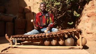 Balafon style quotSénoufoquot  Adama Diabaté  BaraGnouma [upl. by Lawtun471]