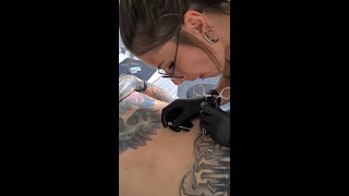 Bauchnabelpiercing stechen  Bellybutton Piercing  Tim Heilig [upl. by Denni]