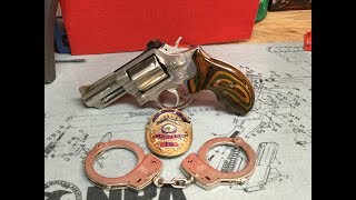 SampW 3quot Model 66 Combat Magnum  Classic Revolver Review [upl. by Eniamurt]