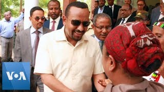 Ethiopia PM Abiy Ahmed Meets Protest Leaders in Sudan [upl. by Sawyere]