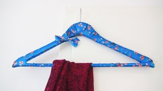 Kleiderbügel DIY  Kleiderbügel ganz einfach verschönern  Upcycling Clothes Hanger Tutorial [upl. by Inad]