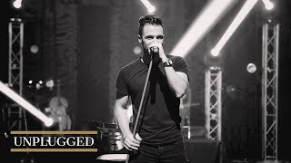 Sirvan Khosravi  Doost Daram Zendegiro  UNPLUGGED  Live in Tehran 2015 [upl. by Eyram236]